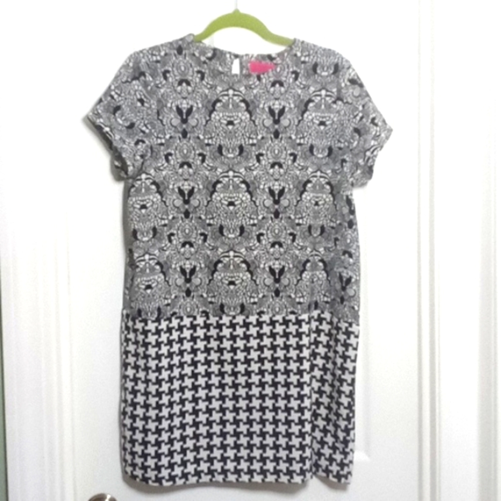 Boohoo mixed print Cap Sleeve knit dress